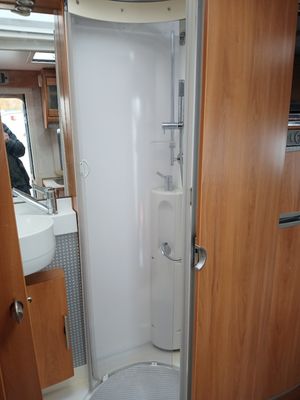 2006 Hymer C544GT — photo 18 of 45