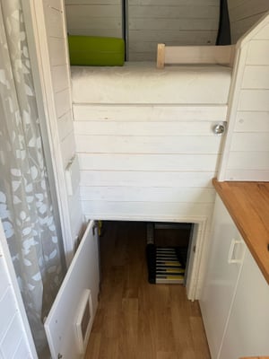 2017 Peugeot Boxer Off-Grid Conversion — photo 18 of 31