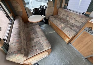 2004 Auto-Trail Cheyenne 696 SE — photo 3 of 61