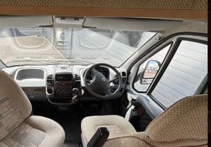 2004 Auto-Trail Cheyenne 696 SE — photo 14 of 61