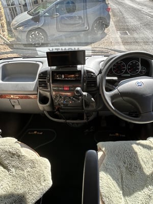 2004 Auto-Trail Cheyenne 696 SE — photo 22 of 61