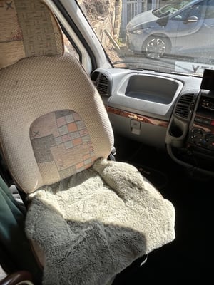 2004 Auto-Trail Cheyenne 696 SE — photo 35 of 61