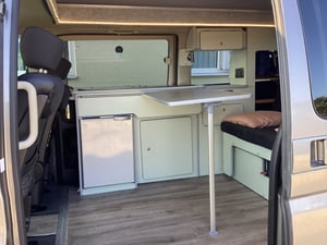 2009 Nissan Elgrand Highway Star — photo 4 of 12