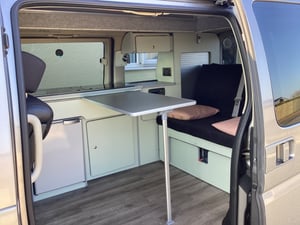 2009 Nissan Elgrand Highway Star — photo 12 of 12