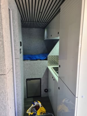 2019 Ford Transit 350 Trend Ecoblue — photo 9 of 30