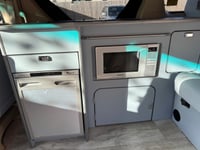 2011 Toyota Alphard - Image 3
