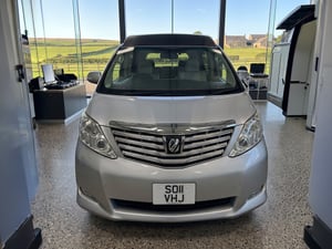 2011 Toyota Alphard