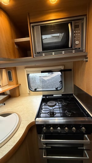2011 Swift Bolero 680FB — photo 7 of 25
