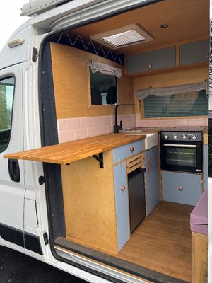 2021 Peugeot Peugeot Boxer — photo 2 of 14