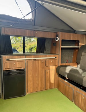 2020 Volkswagen T28 — photo 8 of 10