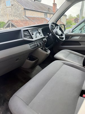 2020 Volkswagen T28 — photo 5 of 10