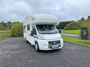 2010 Auto-Trail Apache 700 — photo 1 of 21