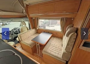 2010 Auto-Trail Apache 700 — photo 11 of 21