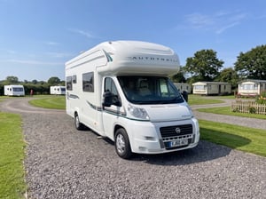 2010 Auto-Trail Apache 700