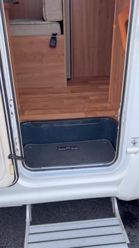 2010 Auto-Trail Apache 700 - Video