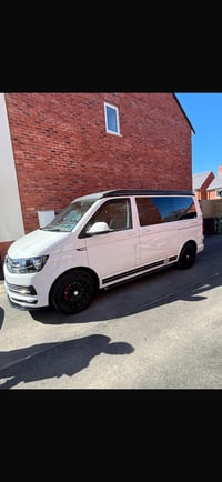 2017 Volkswagen T28 - Image 2