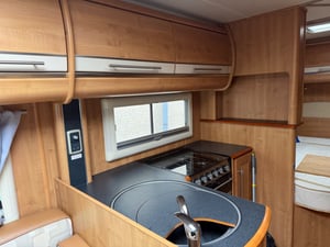 2009 Auto-Trail Dakota SE — photo 10 of 21