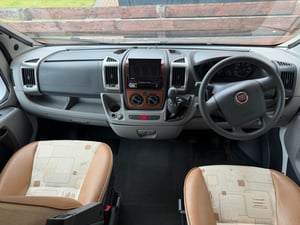 2009 Auto-Trail Dakota SE — photo 13 of 21