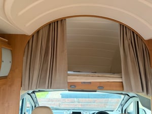 2009 Auto-Trail Dakota SE — photo 15 of 21