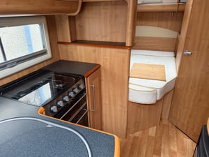 2009 Auto-Trail Dakota SE — photo 17 of 21