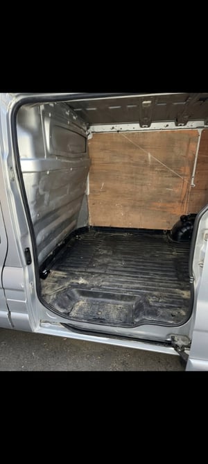 2013 Renault Trafic Camper — photo 4 of 7