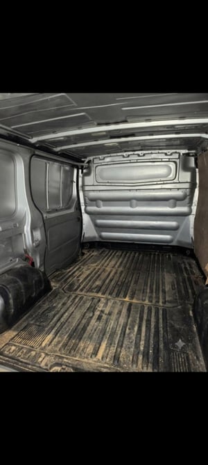 2013 Renault Trafic Camper — photo 7 of 7