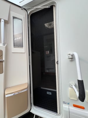 2020 Swift Edge 412 Champagne Edition — photo 29 of 57