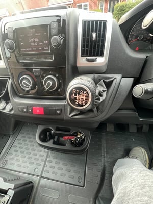 2020 Swift Edge 412 Champagne Edition — photo 35 of 57