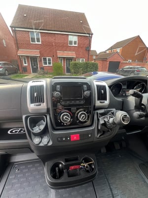 2020 Swift Edge 412 Champagne Edition — photo 41 of 57