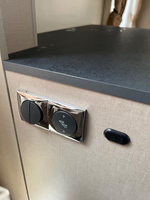 2020 Swift Edge 412 Champagne Edition — photo 44 of 57