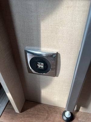 2020 Swift Edge 412 Champagne Edition — photo 52 of 57