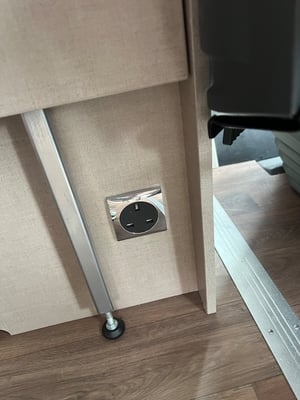 2020 Swift Edge 412 Champagne Edition — photo 55 of 57