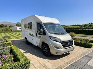 2020 Swift Edge 412 Champagne Edition