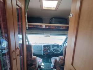 1999 Auto-Trail Cheyenne 634 — photo 7 of 10