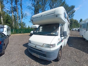 1999 Auto-Trail Cheyenne 634 — photo 2 of 10