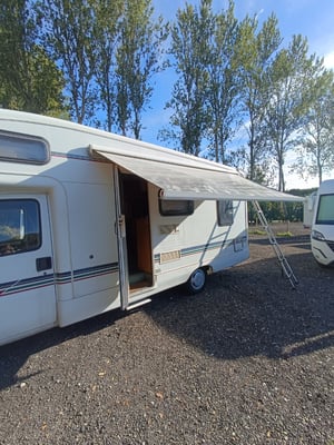 1999 Auto-Trail Cheyenne 634 — photo 14 of 15
