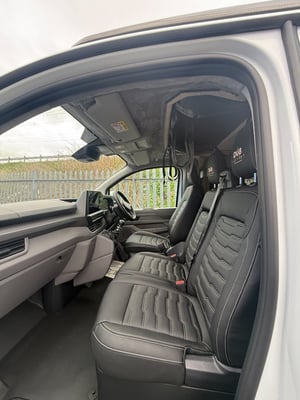 2026 Volkswagen Transporter T28 -Stunning Condition. Final price adjustment — now positioned for immediate sale — photo 28 of 69