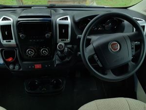 2017 Autotrail Tribute T736 — photo 10 of 17