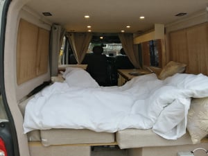 2009 Renault Master dCi100 — photo 17 of 25
