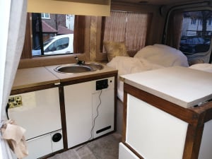 2009 Renault Master dCi100 — photo 9 of 25