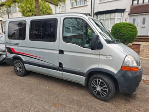 2009 Renault Master dCi100 — photo 6 of 25