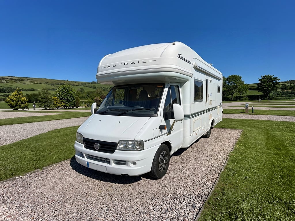2005 Auto-Trail Dakota SE - Image 1