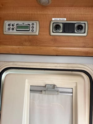 2005 Auto-Trail Dakota SE — photo 18 of 22