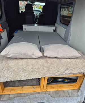 2015 Renault Trafic Campervan — photo 16 of 16