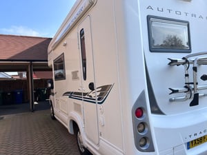 2008 Auto-Trail Tracker EKS — photo 11 of 16