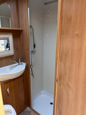 2008 Auto-Trail Tracker EKS — photo 16 of 16