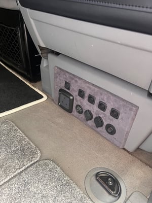 2005 Volkswagen T5 Campervan — photo 6 of 9