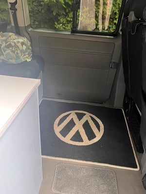 2005 Volkswagen T5 Campervan — photo 8 of 9