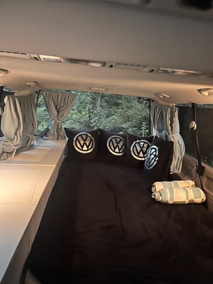 2005 Volkswagen T5 Campervan — photo 13 of 13