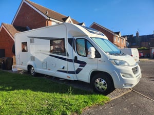 2017 Swift Escape 694 — photo 8 of 15